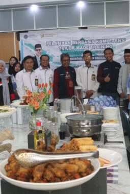 10 Hari Dilatih Kaprodi Vokasional Seni Kuliner UMS Rappang, BPVP Pangkep Kemnaker RI Sebut Masakan Peserta Sudah Penuhi Standar Industri Hotel