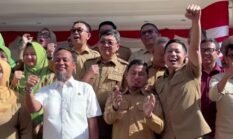 Bupati Enrekang Hadiri Pelepasan Secara Simbolis Distribusi Bantuan Produk Susu Bagi Masyarakat di 24 Kabupaten/Kota se-Sulawesi Selatan.